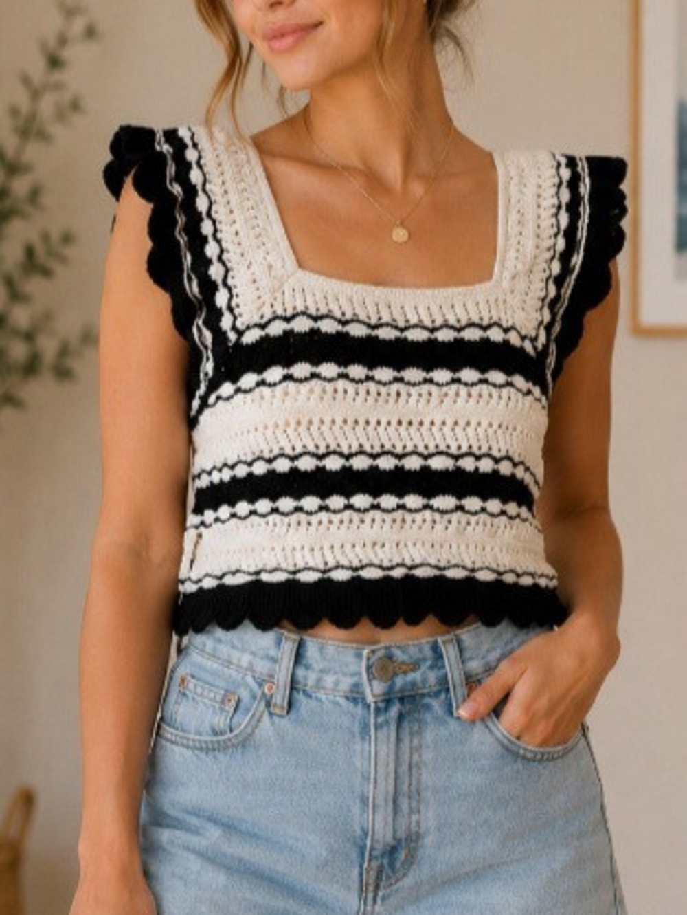 Black & Cream Crochet Knit Ruffle Sleeve Sweater Tank